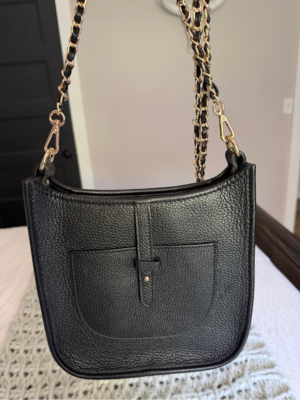 Classic Black Leather Crossbody Bag with Chain Strap
